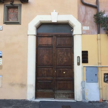 Livia B&B - Trastevere Rome Exterior photo