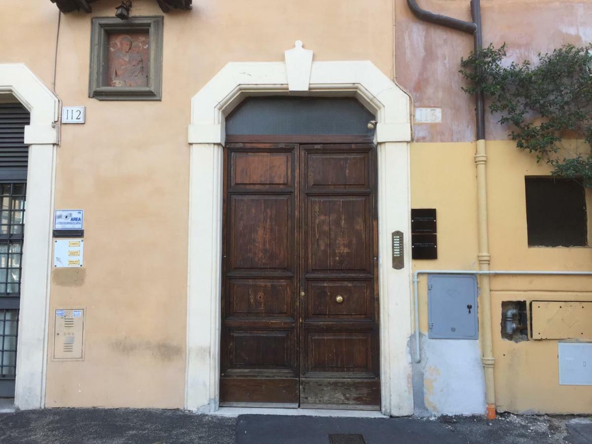 Livia B&B - Trastevere Rome Exterior photo