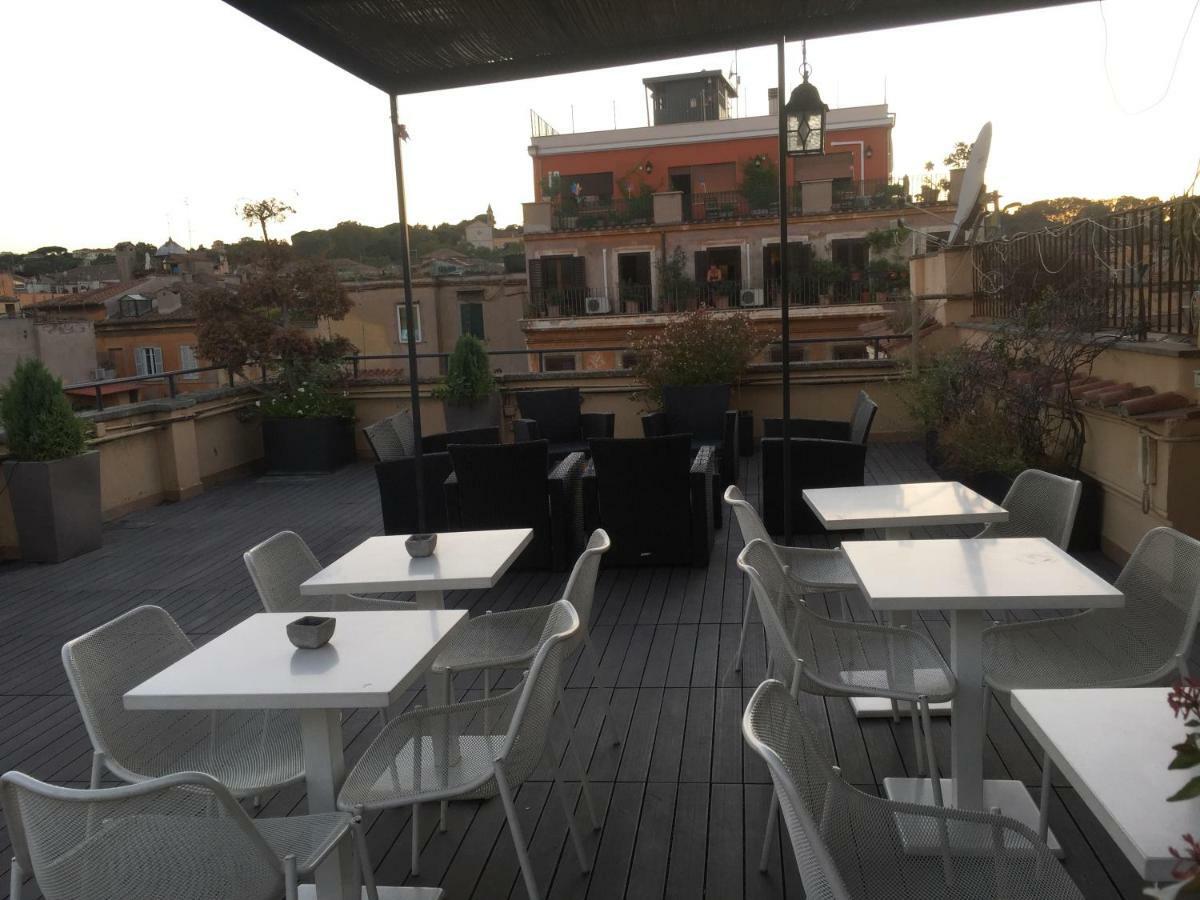 Livia B&B - Trastevere Rome Exterior photo